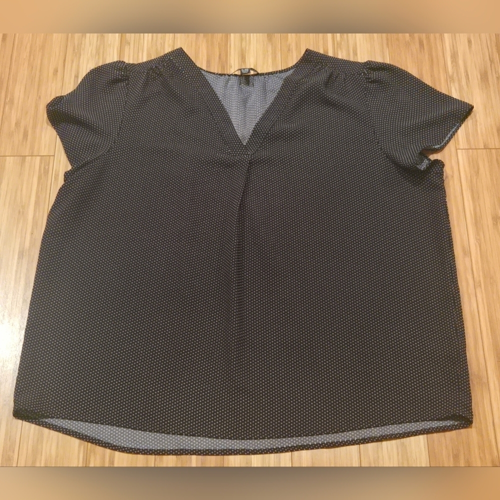NWOT Hilary Radley Women's Black Polka Dot Top